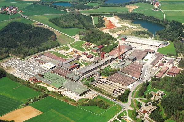 1992 Merger of Deutsche Steinzeug and AGROB Wessel Servais.